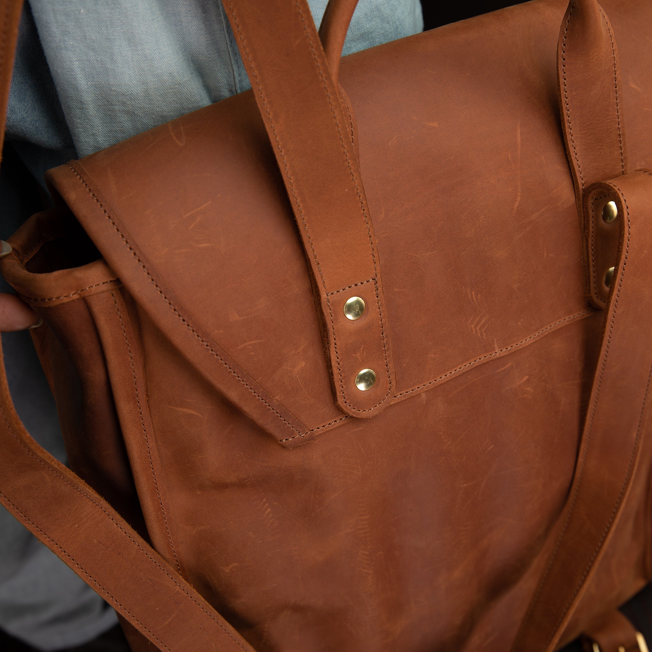 Pull-up Leather Keziah Backpack - Sandstorm Kenya (KE)