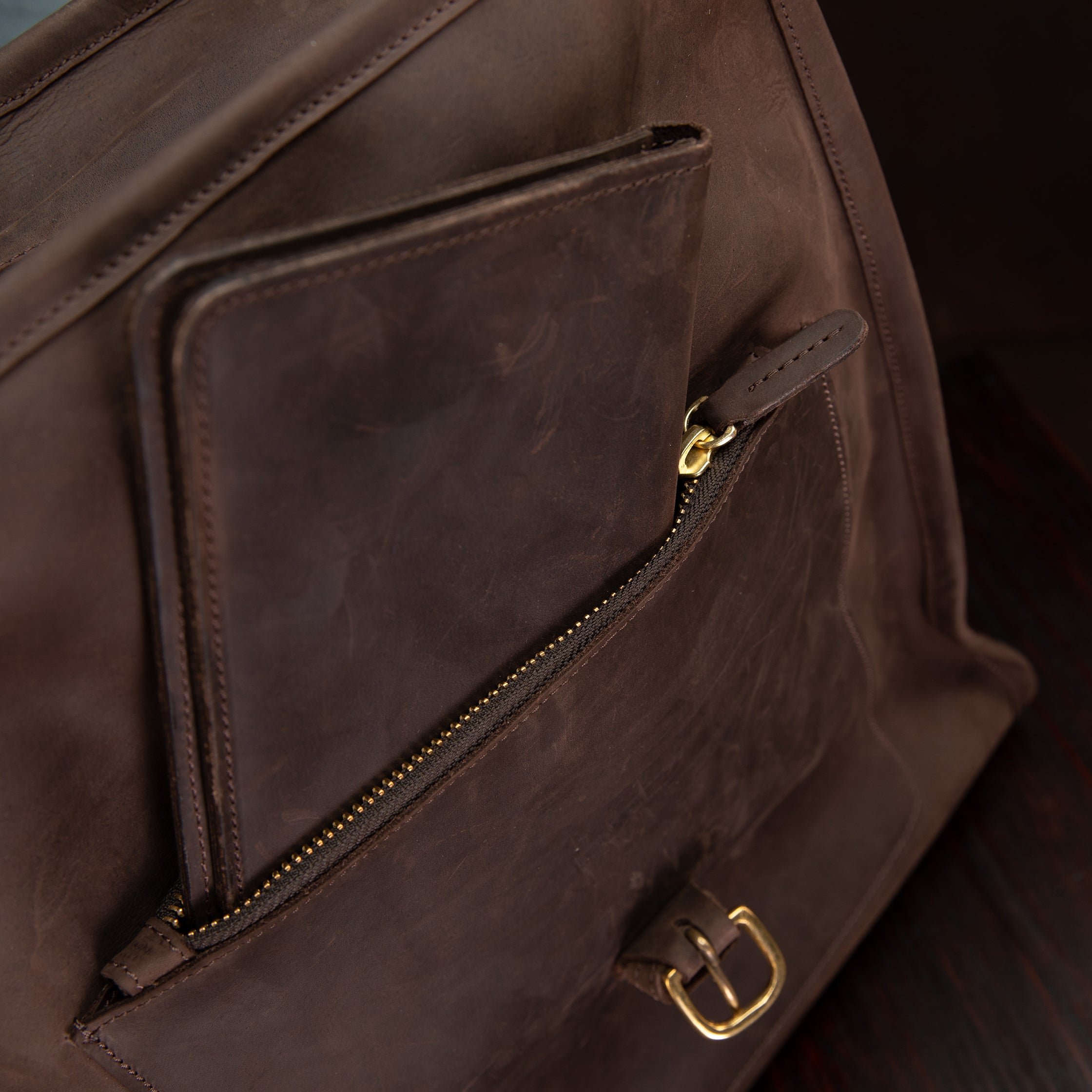 Pull-up Leather Keziah Backpack - Sandstorm Kenya (KE)