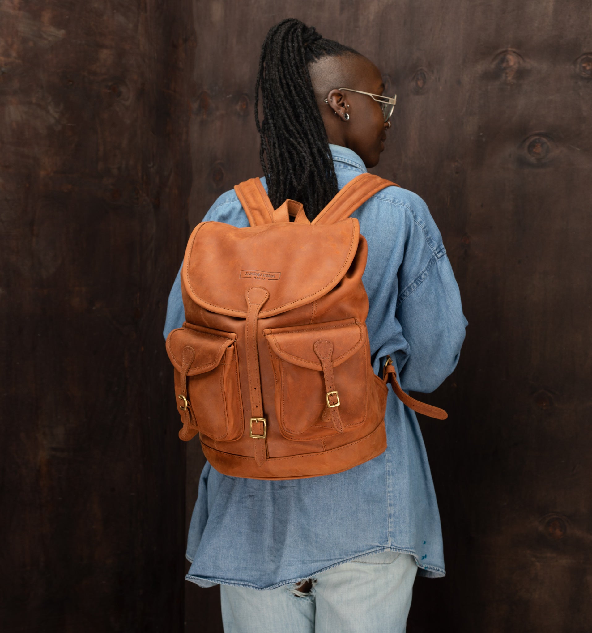 Pull-up Leather Moshi Backpack - Sandstorm Kenya (KE)